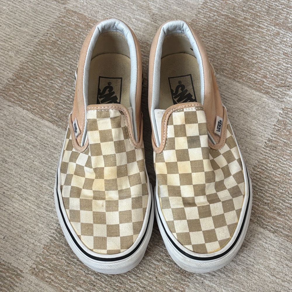 Tan Checkered Vans